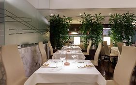 Best Western Plus Hotel Universo  4*